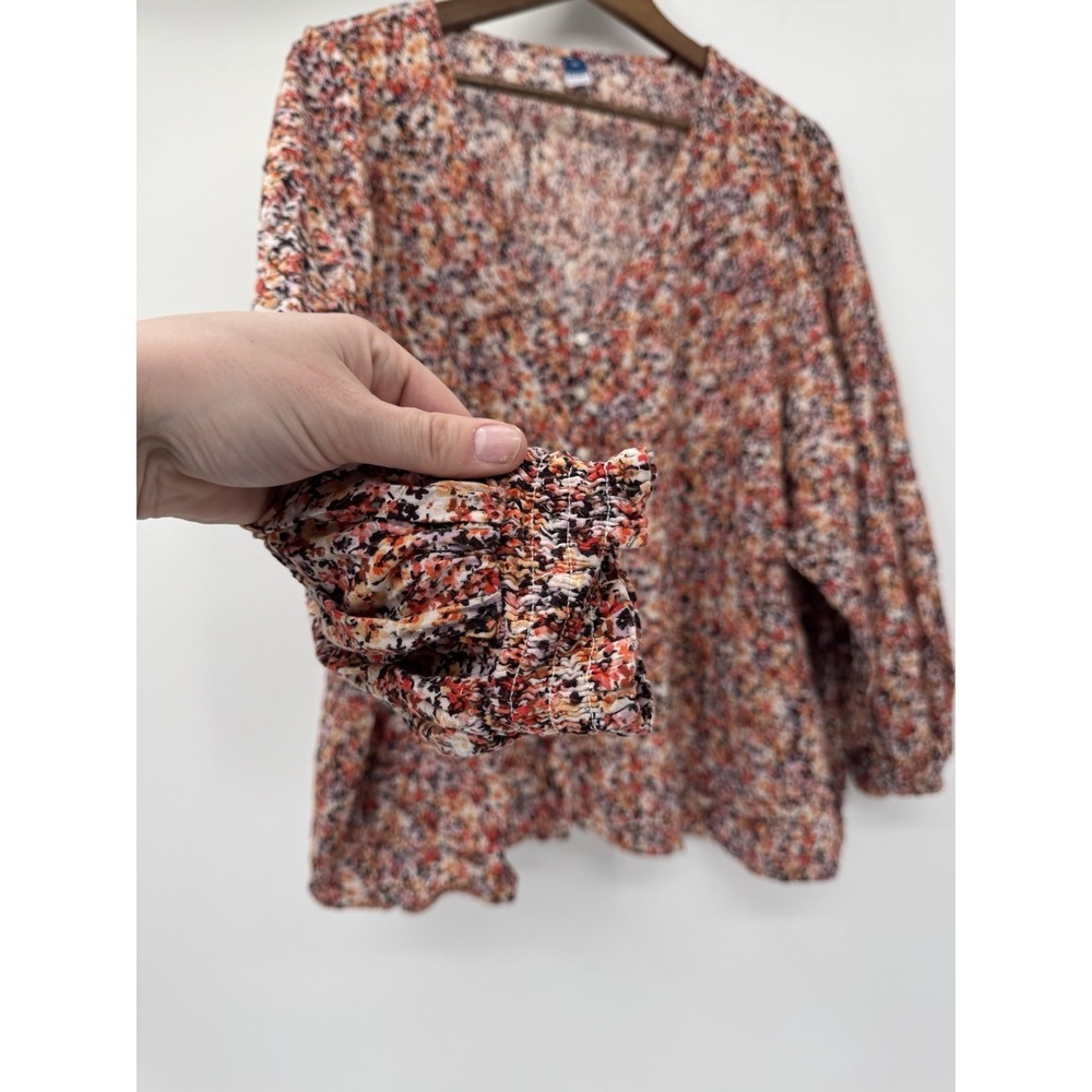 Old Navy Size 3X Ditsy Floral V-Neck Top Long Sleeve Smocked Cottagecore‎ - Picture 4 of 9